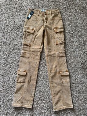 Fashion Nova Women’s Tan Cargo Pants